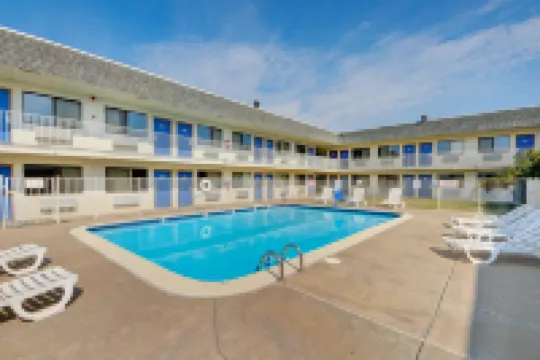 Motel 6 Wichita, KS