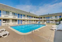 Motel 6 Wichita, KS