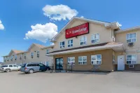 Econo Lodge - parkir