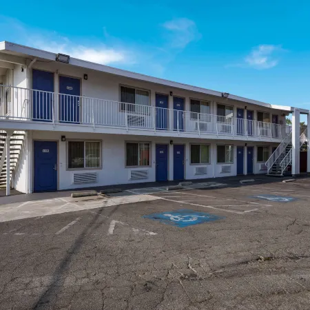 Motel 6 Concord, CA