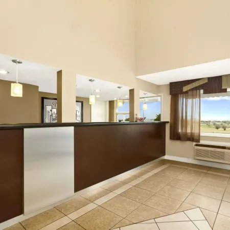 Super 8 by Wyndham Fort Worth TX