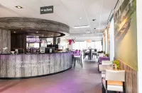 武爾登城市貝斯特韋斯特飯店 - 酒吧