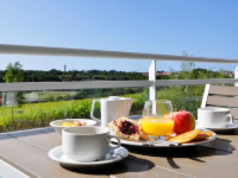 Golden Tulip Pornic Hotels in Pornic
