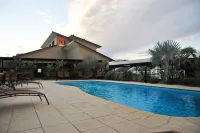 Best Western Bungil Creek Motel - piscina
