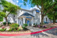 Studio 6 Austin, TX - Midtown Hotels in Austin