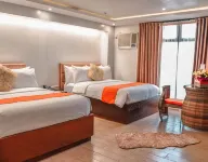 Aya Hotel & Residences Các khách sạn gần Sân bay Labo