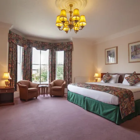 Ashley Hotel