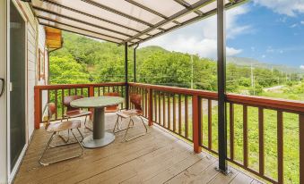 Samcheok Elroi Pension - Housity