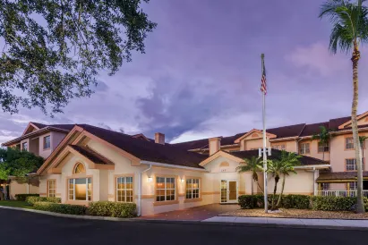西棕櫚灘Residence Inn 酒店