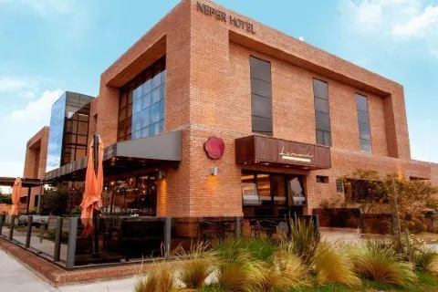 Neper Hotel