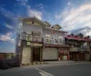 Hotel Hill Queen Near Sherpa Gumba Darjeeling Mall 5 Min Couple Friendly