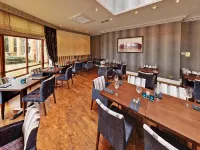 The Mount Country Manor Hotel & Golf Wolverhampton فنادق في ولفرهامبتون