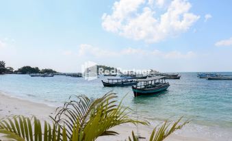 Sahabat Pantai Guest House Mitra RedDoorz