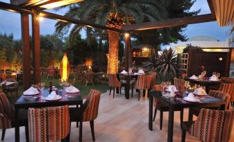 Hotel Kalloni - Housity