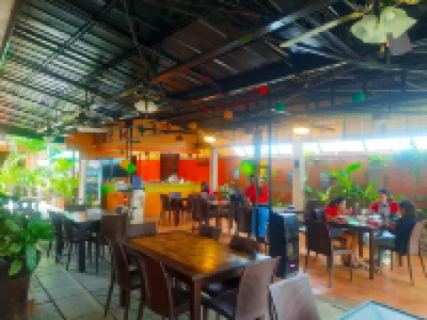 B&J Guesthouse and Tours