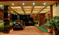 Hotel Poonja International - parking