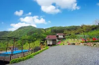 Muju Gaja Hyunjun's House Pension