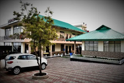 San Nael LaResort Hotels in Cherrapunjee