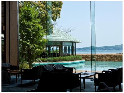 屋外プール 和倉温泉 日本の宿 のと楽の写真