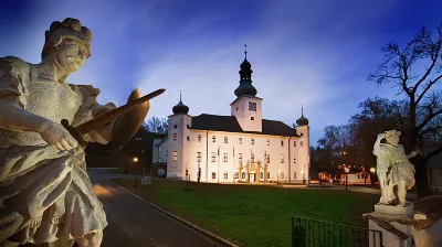 Zamecky Hotel Trest Hotels in 