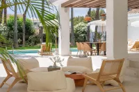 Anfitrión Villas & Suites