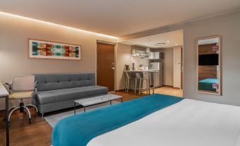 City Express Suites by Marriott Querétaro