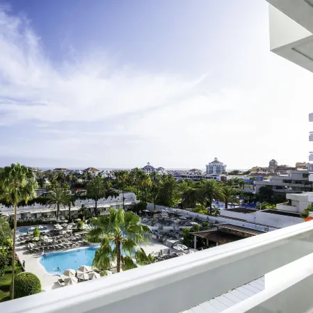 Spring Hotel Vulcano