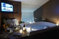 โรงแรมเดอะ บิลดิง - โรแมนติก