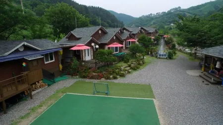 Gangyang Valley Trip Pension Отели в г. Кванъян