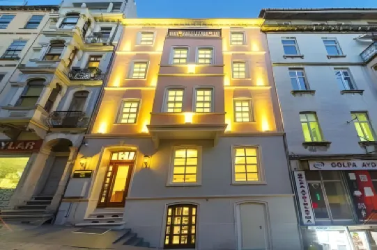 Meroddi Bagdatliyan Hotel Hotel berhampiran Galata Tower