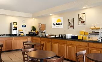 Rodeway Inn & Suites Monroeville-Pittsburgh