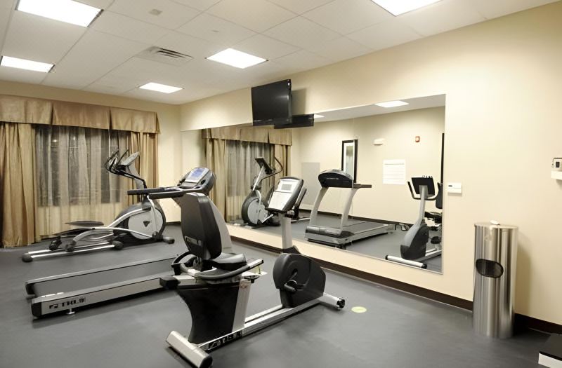 Holiday Inn Express Somerset by IHG photo 4