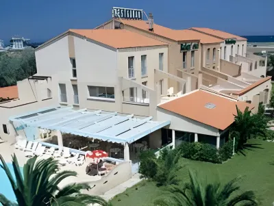 The Originals City, Relax'Otel & Spa, le Barcarès Các khách sạn ở Leucate