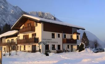 Hotel Kraftquelle Schlossblick