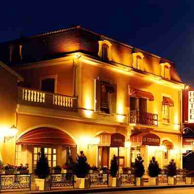 Le Terminus Hotel Exterior