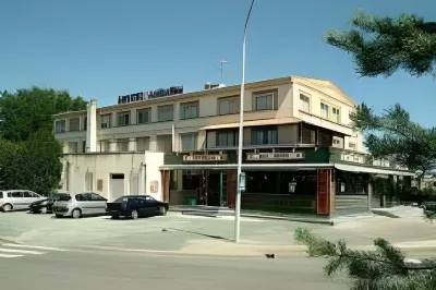 永河畔拉羅什蘇利飯店 穆伊萊龍勒卡普蒂住宿飯店