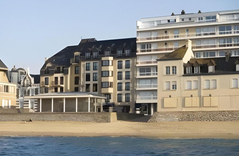 Escale Oceania Saint Malo