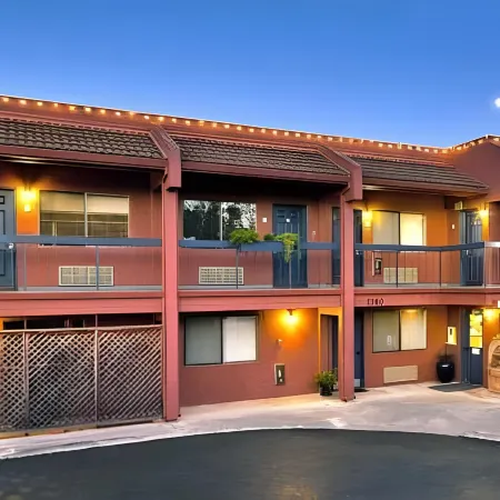 GoodSpring Motel