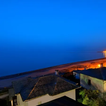 Flamingo Hotel Pelion - Seaside Superior Studios & Suites