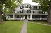 The Monadnock Inn فنادق في جيفري