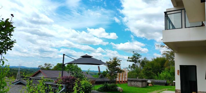 Lizhuang Half-Acre Blossom Field Homestay Hotels in Yibin