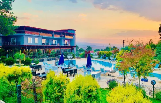 棉花堡白色天堂套房酒店