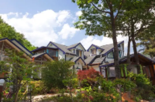 Miryang Casa Agio Pension Hotels near Pyochungsa