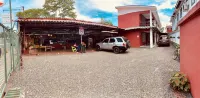 Hotel Cabinas Jacomar - parking