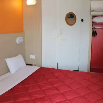 Premiere Classe Saint Quentin EN Yvelines - Elancourt