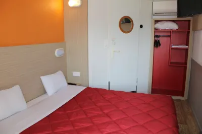 Hôtel Première Classe Saint Quentin En Yvelines Hôtels à proximité de : Parc du Cèdre
