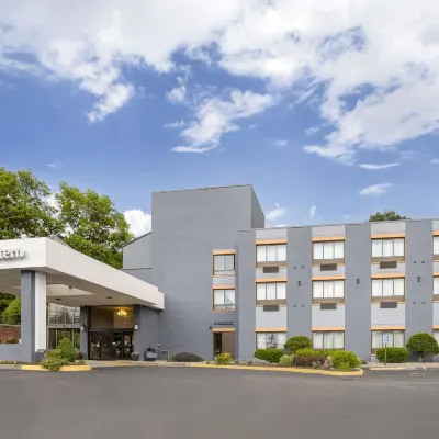 Best Western Danbury/Bethel Hotels near T.J. Maxx
