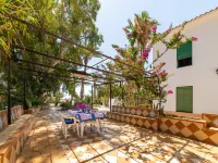 Virgen de las Angustias - Homestays