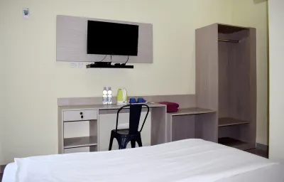 Garuda ZZ Hotel Hotel dekat ALUN ALUN SELATAN