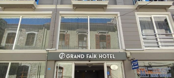 그랜드 파이크 호텔 체시메 쉐메 호텔